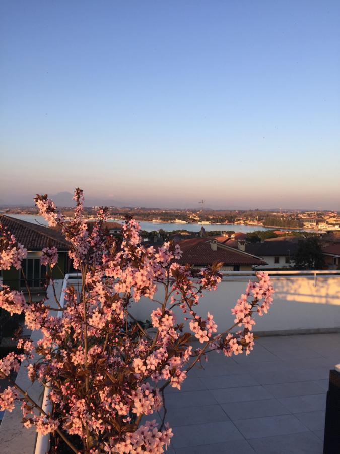 Ferienwohnung Giardino Segreto Peschiera del Garda Exterior foto